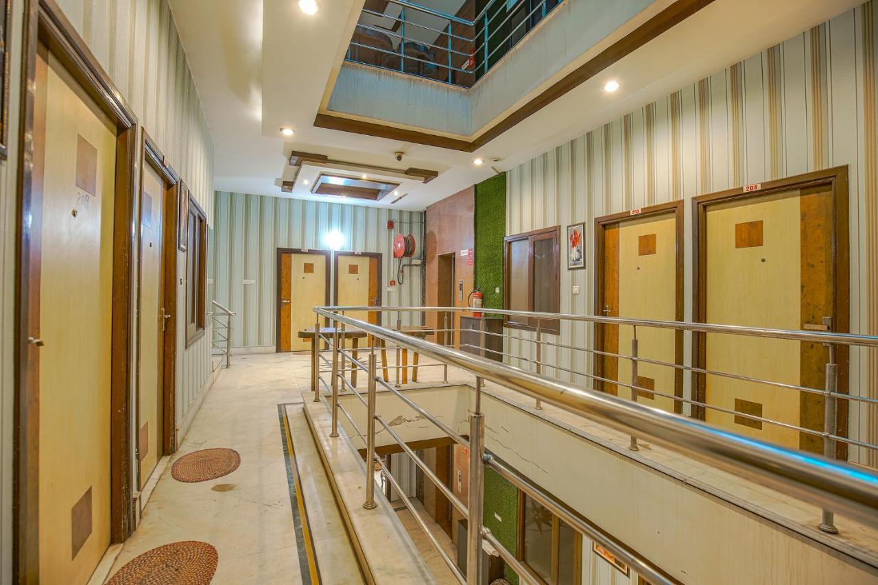 Hotel Hk Continental Amritsar Exterior photo