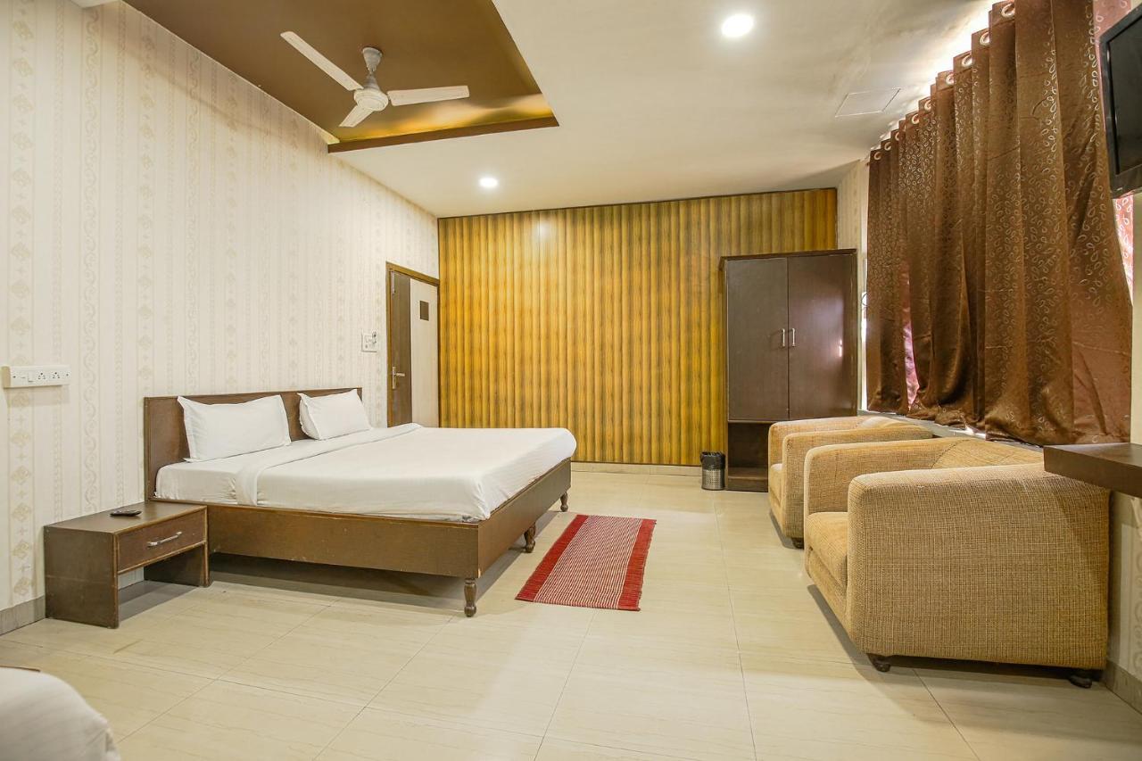 Hotel Hk Continental Amritsar Exterior photo