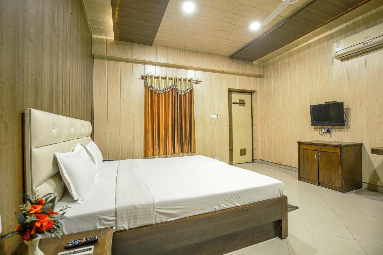 Hotel Hk Continental Amritsar Exterior photo